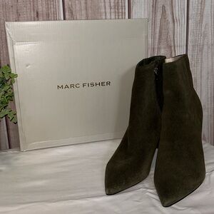 Marc Fisher Womens Retire Ankle Boots Green Block Heels Leather Suede 8.5M